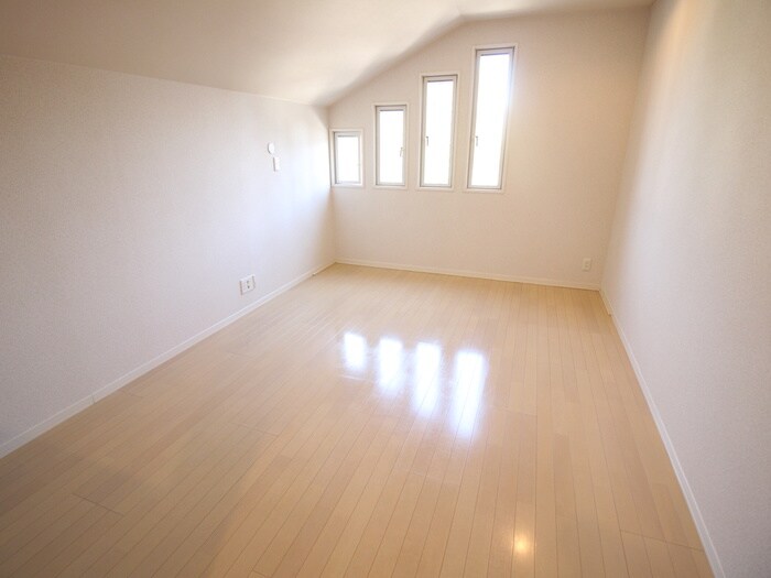 物件内観写真13　(居室)