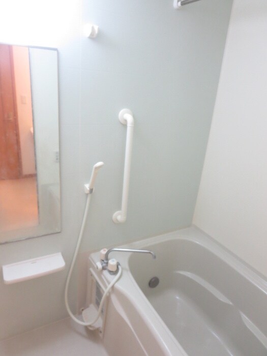 物件内観写真12　(バス／シャワールーム等)