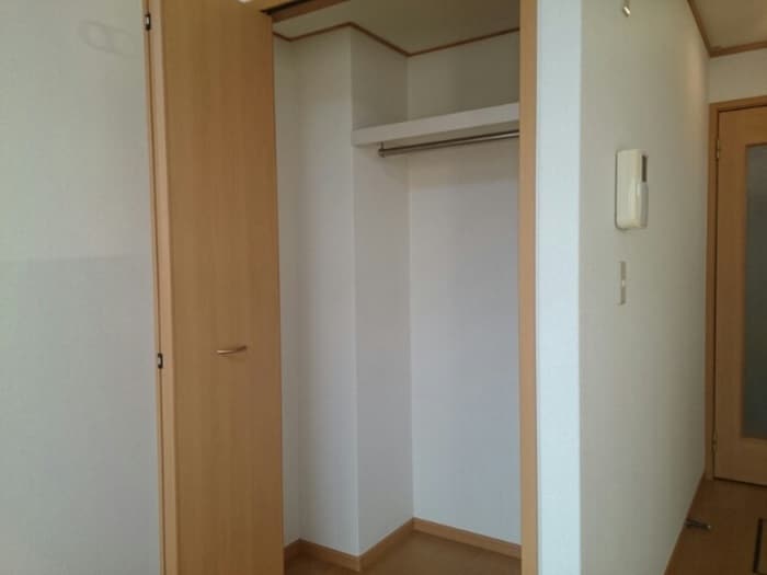 物件内観写真10　(収納)