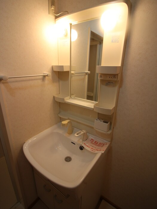 物件内観写真12　(洗面)