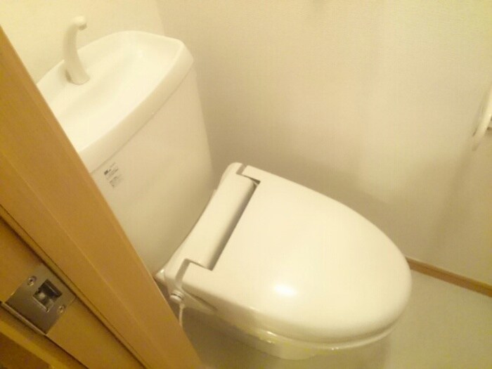 物件内観写真12　(トイレ)