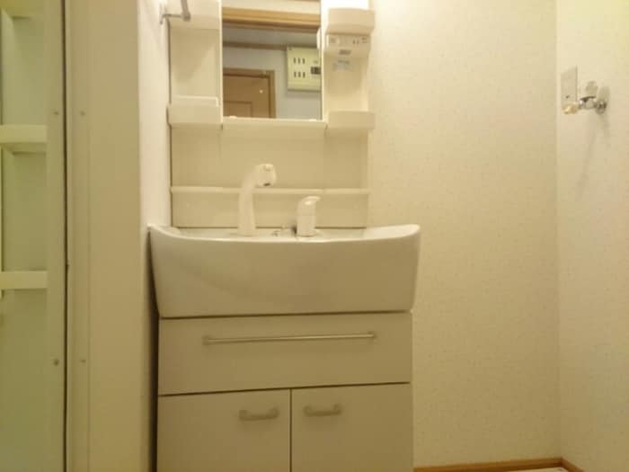 物件内観写真14　(洗濯機置場)