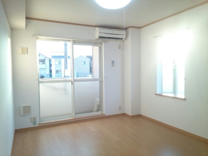 物件内観写真15　(居室)