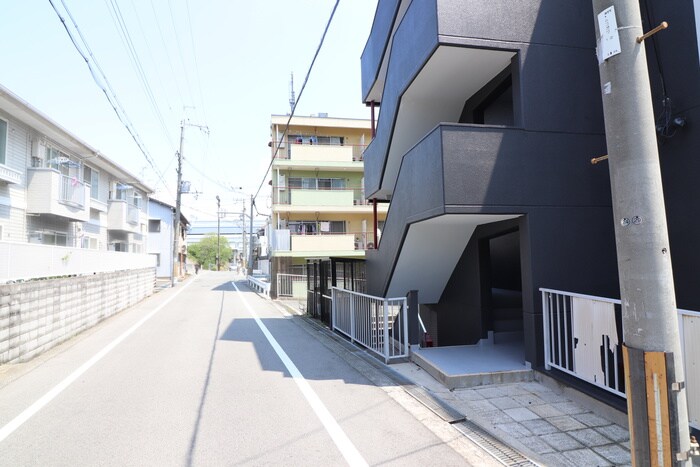 物件外観写真5　(周辺環境)