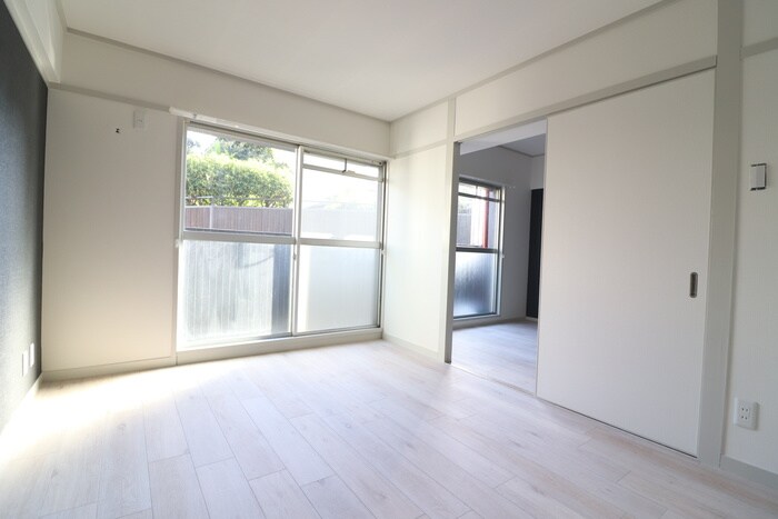 物件内観写真14　(居室)