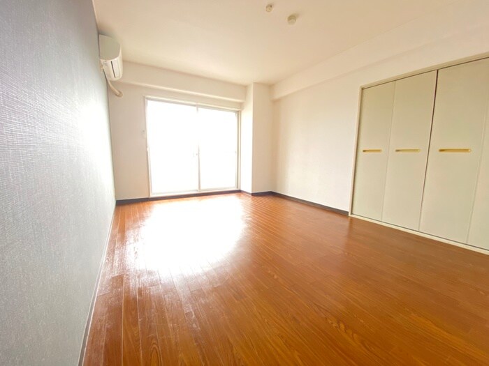 物件内観写真6　(居室)
