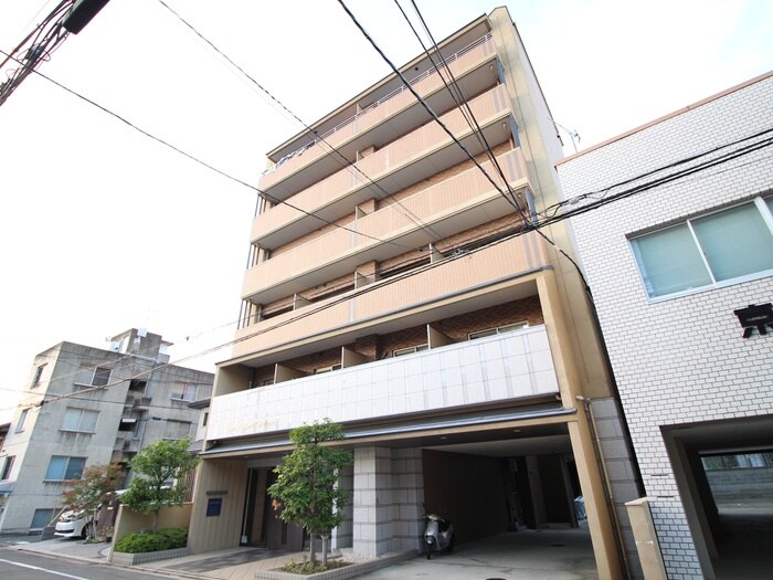 スワンズ京都大将軍(210)の物件外観写真