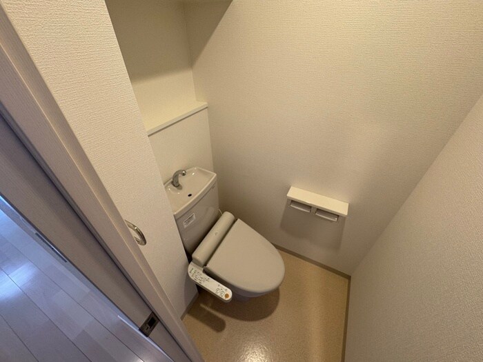 物件内観写真10　(トイレ)