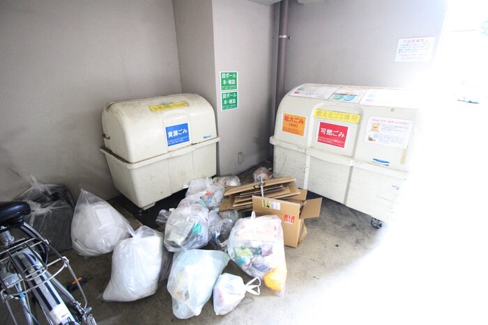 物件外観写真4　(建物設備)