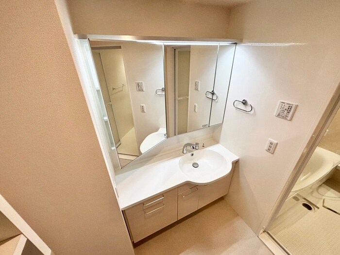 物件内観写真10　(洗面)