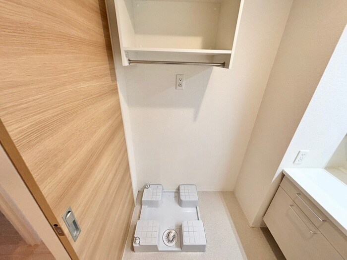 物件内観写真11　(洗濯機置場)