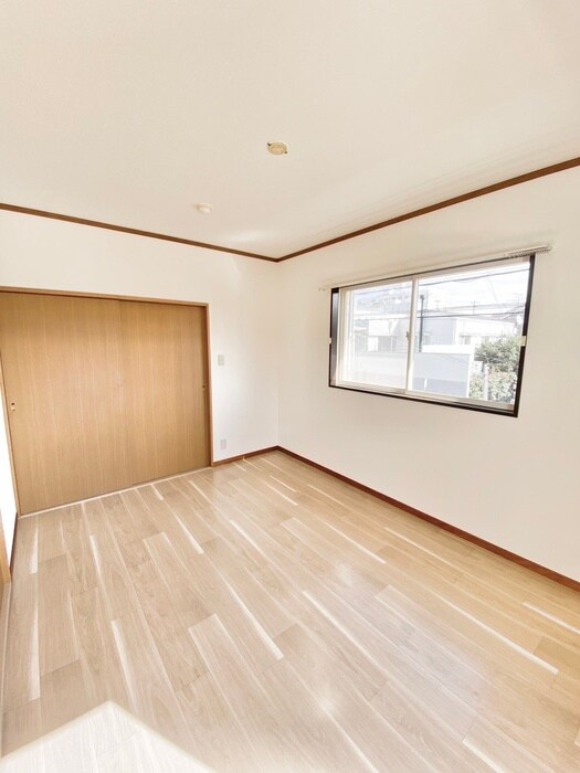 物件内観写真7　(居室)