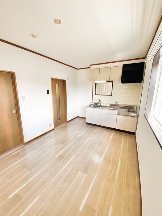 物件内観写真8　(居室)