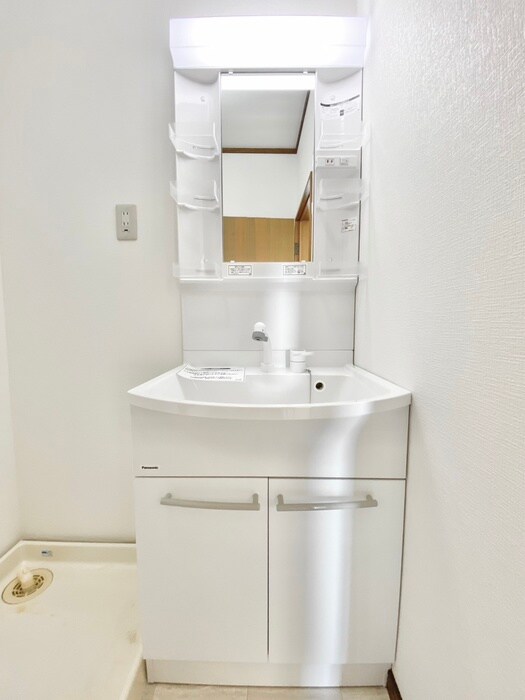 物件内観写真11　(洗面)