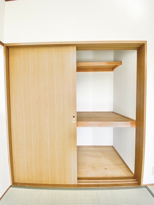 物件内観写真13　(収納)