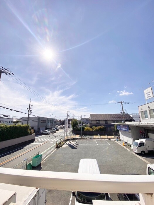 物件内観写真16　(室内からの展望)