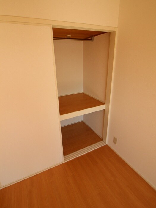 物件内観写真9　(収納)