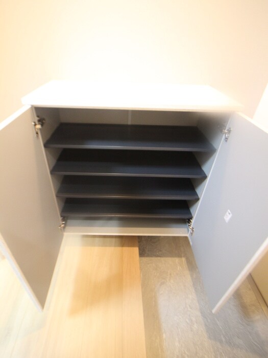 物件内観写真18　(靴箱)