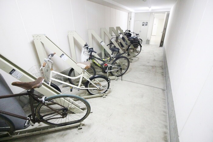 物件外観写真3　(駐輪場)