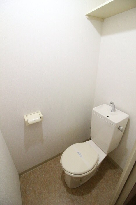 物件内観写真11　(トイレ)