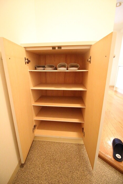 物件内観写真14　(靴箱)