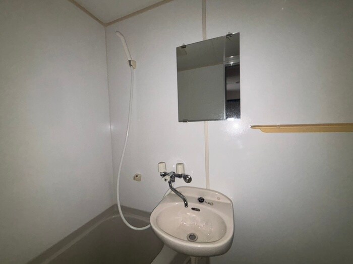 物件内観写真13　(洗面)