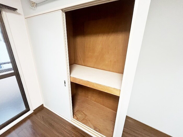 物件内観写真16　(収納)