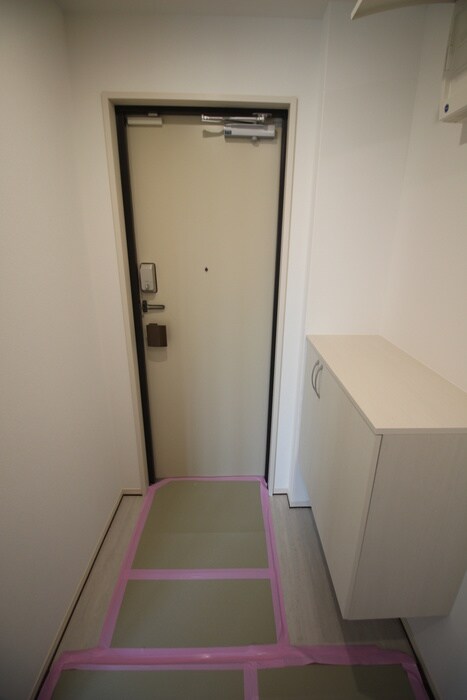 物件内観写真21　(玄関)