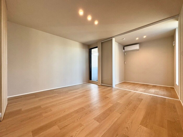 物件内観写真10　(居室)