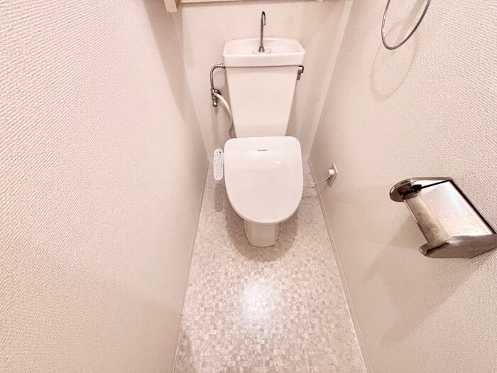 物件内観写真11　(トイレ)