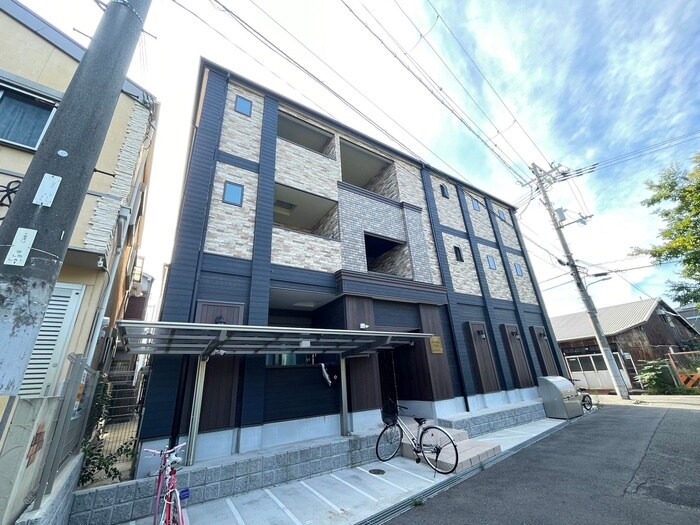 物件外観写真6　(外観写真)