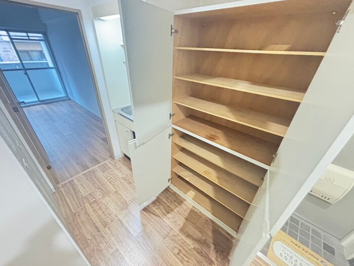 物件内観写真21　(靴箱)