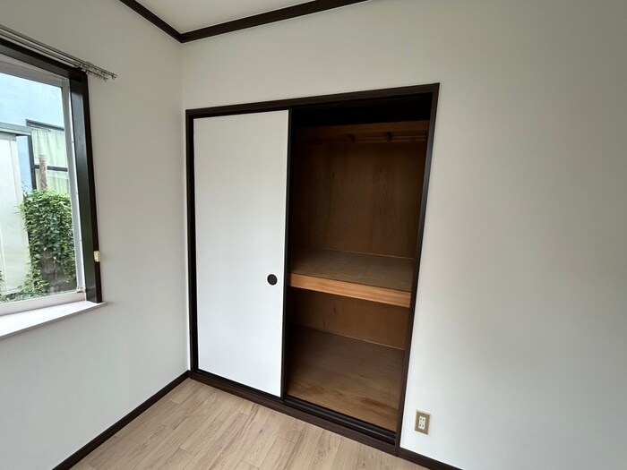 物件内観写真11　(収納)