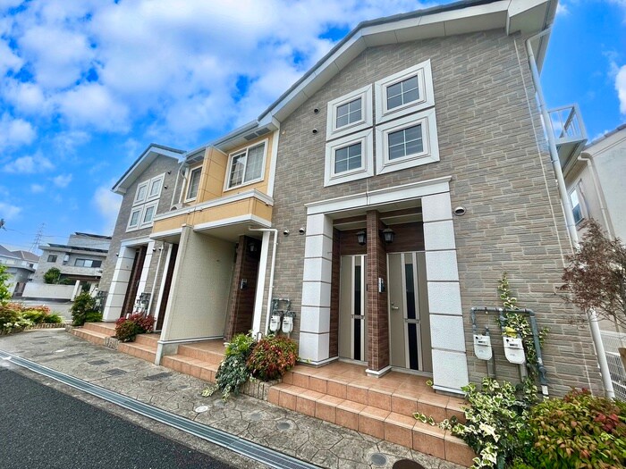 物件外観写真1　(外観写真)