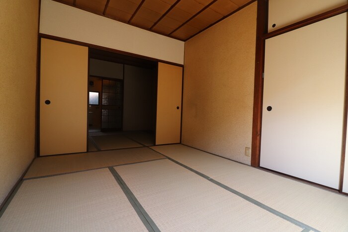 物件内観写真7　(居室)