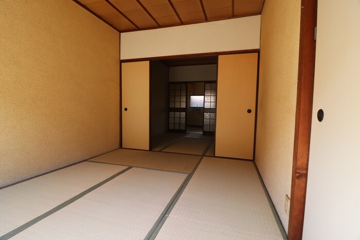 物件内観写真8　(居室)