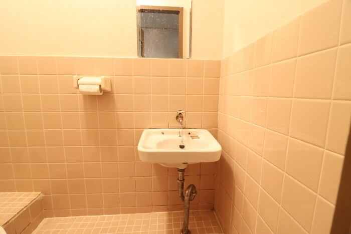 物件内観写真10　(洗面)