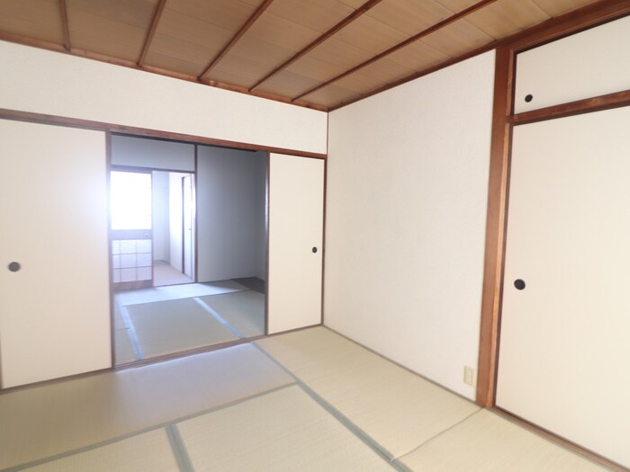 物件内観写真13　(居室)