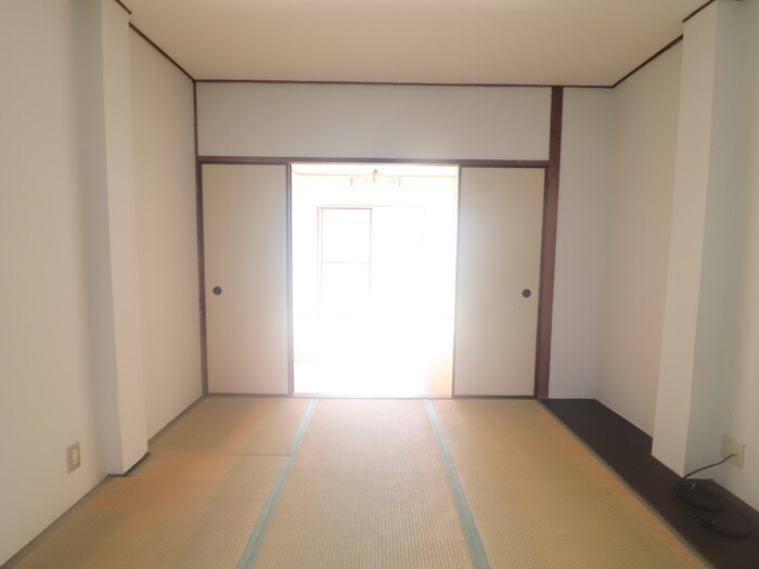 物件内観写真18　(居室)