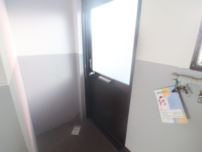 物件内観写真22　(玄関)