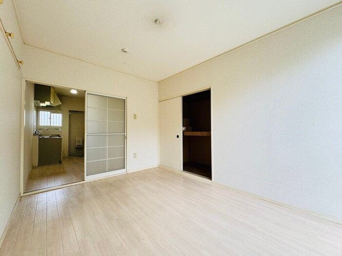 物件内観写真7　(居室)