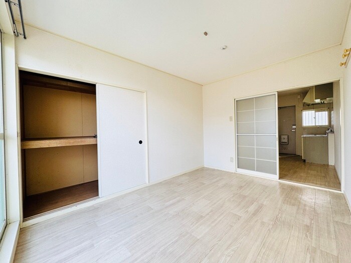 物件内観写真7　(居室)