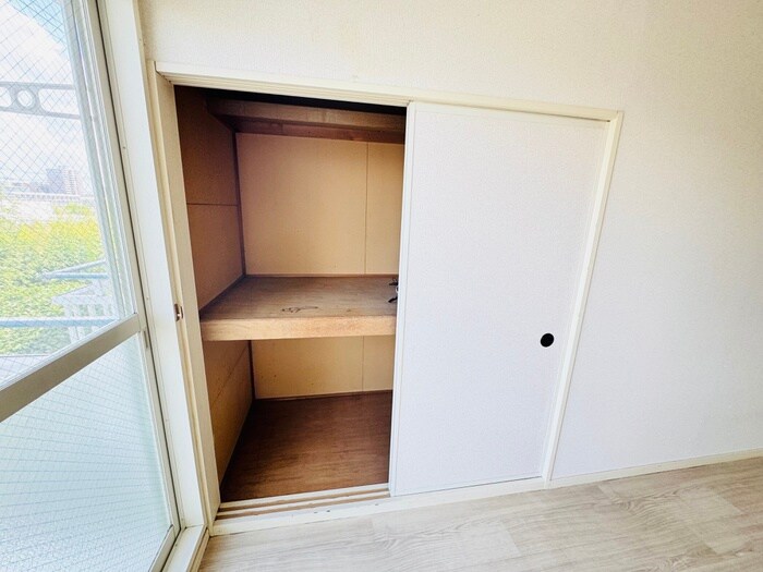 物件内観写真13　(収納)