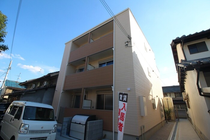 物件外観写真5　(外観写真)