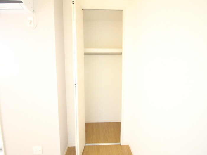 物件内観写真13　(収納)
