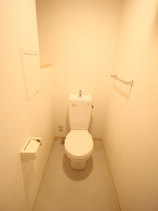 物件内観写真15　(トイレ)