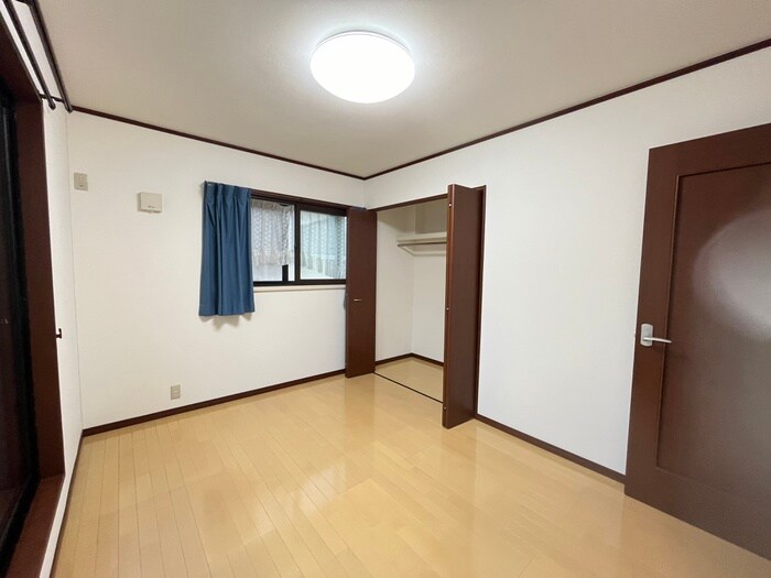 物件内観写真15　(居室)