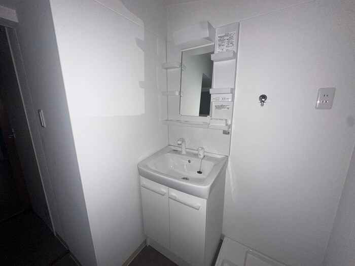 物件内観写真10　(洗面)