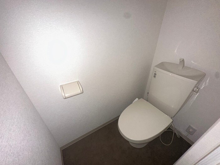 物件内観写真12　(トイレ)