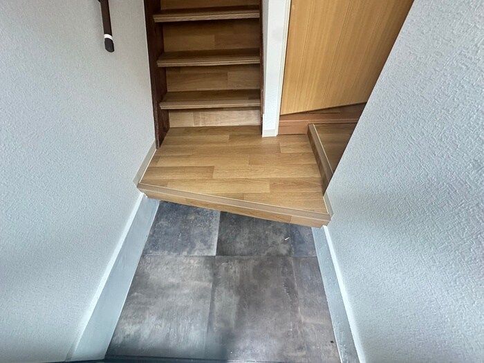 物件内観写真22　(玄関)